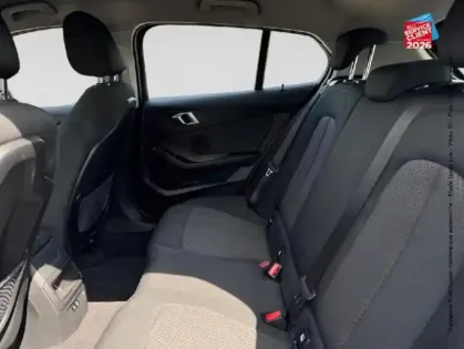 Photo 10 BMW Serie 1 Série 1 116iA 109ch Business Design DKG7