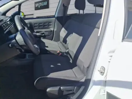 Photo 8 Citroën C3  1.2 PureTech 110ch S&S Shine 120-123g