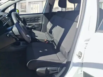 Photo 23 Citroën C3  1.2 PureTech 110ch S&S Shine 120-123g