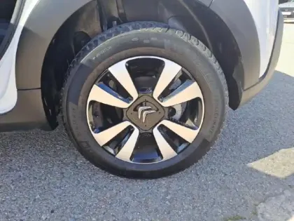 Photo 25 Citroën C3  1.2 PureTech 110ch S&S Shine 120-123g