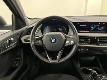 Photo 8 BMW Serie 1 Série 1 116dA 116ch Business Design DKG7