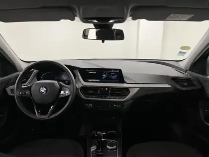 Photo 7 BMW Serie 1 Série 1 116dA 116ch Business Design DKG7