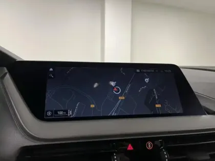 Photo 13 BMW Serie 1 Série 1 116dA 116ch Business Design DKG7