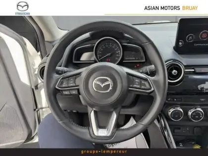 Photo 12 Mazda 2 Mazda  1.5 e-SKYACTIV G M Hybrid 90ch Exclusive-Line 03