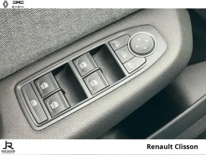 Photo 13 Renault Clio  1.6 E-Tech 145ch full hybrid Techno - 24