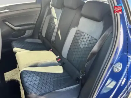 Photo 10 Volkswagen Taigo  1.0 TSI 110ch R-Line DSG7