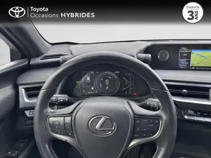 Photo 8 Lexus UX  250h 2WD Pack Business MY20