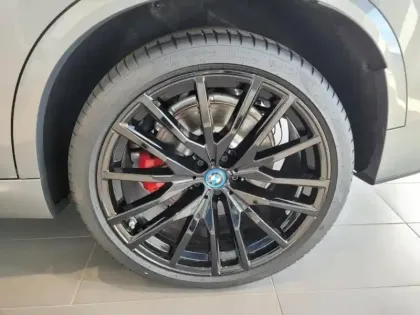 Photo 9 BMW X5  xDrive50e 489ch M Sport