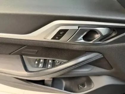 Photo 13 BMW Serie 4 Série 4 Gran Coupé 420dA  xDrive 190ch Business Design