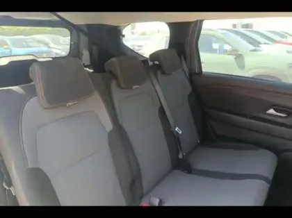 Photo 10 Dacia Jogger  1.6 hybrid 140ch Extreme 7 places -24