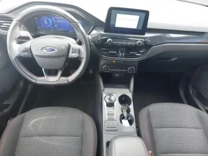 Photo 12 Ford Kuga  2.5 Duratec 190ch FHEV E85 ST-Line BVA