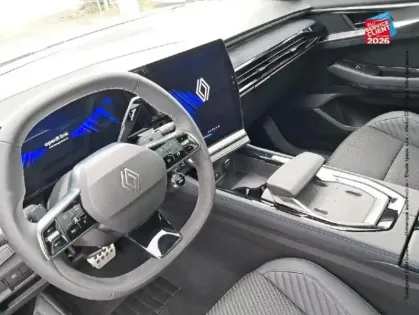 Photo 14 Renault Austral  1.2 E-Tech full hybrid 200ch esprit Alpine - 25