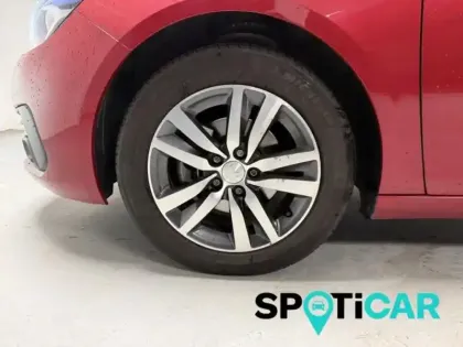 Photo 9 Peugeot 308  SW 1.2 PureTech 130ch E6.c S&S Allure EAT8