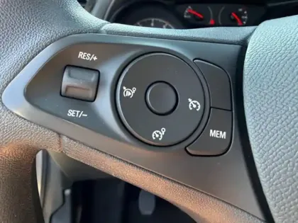 Photo 12 Opel Corsa  1.2 Turbo 100ch Elegance Business