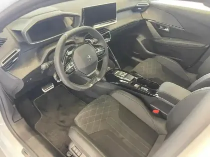 Photo 11 Peugeot 208  1.2 PureTech 130ch S&S GT Pack EAT8