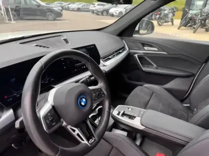 Photo 12 BMW X1  ieDrive20 204ch M Sport