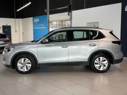 Photo 7 Volkswagen Tiguan  2.0 TDI 150ch Life Plus DSG7