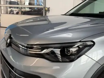 Photo 8 Volkswagen Tiguan  2.0 TDI 150ch Life Plus DSG7