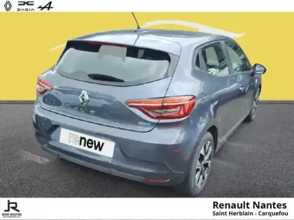 Photo 6 Renault Clio  E-Tech hybride 140ch Limited