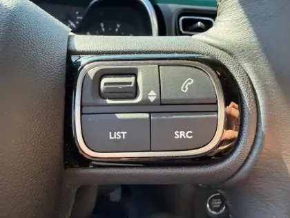 Photo 13 Citroën C3  1.2 PureTech 110ch S&S Shine EAT6