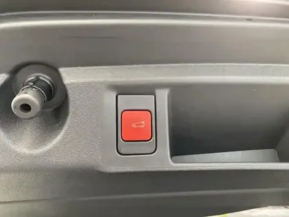 Photo 14 Peugeot 308  SW 1.2 PureTech 130ch S&S GT EAT8