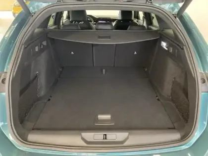 Photo 10 Peugeot 308  SW 1.2 PureTech 130ch S&S GT EAT8