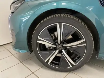 Photo 8 Peugeot 308  SW 1.2 PureTech 130ch S&S GT EAT8