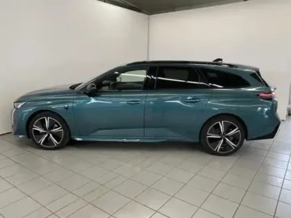 Photo 7 Peugeot 308  SW 1.2 PureTech 130ch S&S GT EAT8