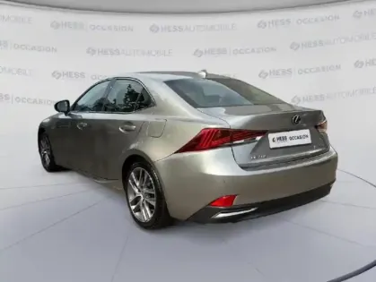 Photo 7 Lexus Is  300h Luxe Euro6d-T