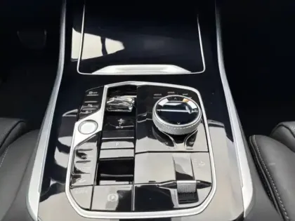 Photo 10 BMW X5  xDrive50e 489ch M Sport