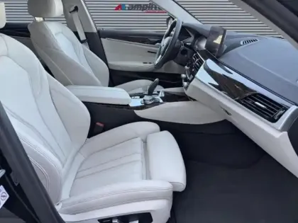 Photo 6 BMW Serie 5 Série 5 520dA 190ch Luxury Steptronic