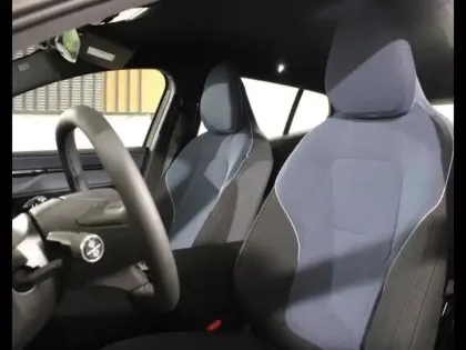 Photo 8 Volvo Ex30  Single Extended Range 272ch Plus