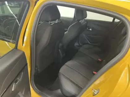 Photo 5 Peugeot 208  e- 136ch GT