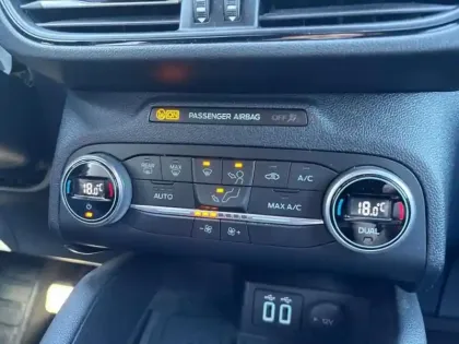 Photo 14 Ford Kuga  1.5 EcoBoost 150ch ST-Line