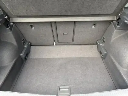 Photo 6 Volkswagen T-roc  1.0 TSI 110ch Active