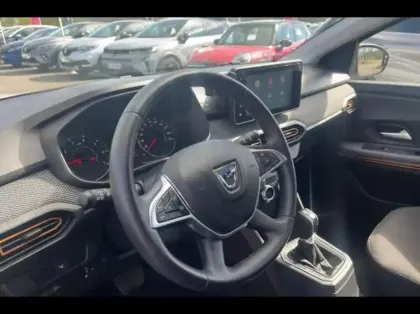 Photo 8 Dacia Sandero  1.0 TCe 90ch Stepway Confort CVT -22