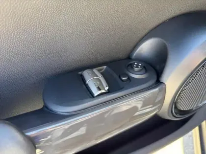 Photo 11 Mini Mini  One 75ch  Chili