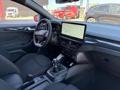 Photo 6 Ford Focus  SW 1.0 EcoBoost mHEV 125ch ST-Line X