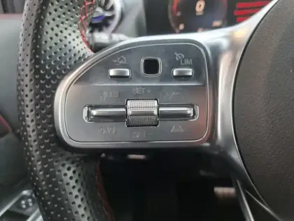 Photo 18 Mercedes GLA 250 e AMG Line