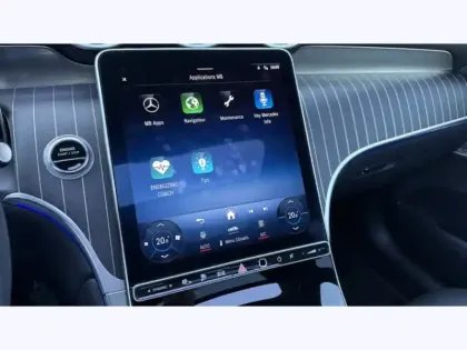 Photo 35 Mercedes Classe GLC GLC 300 e 4MATIC