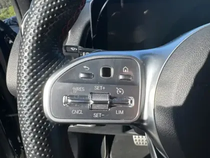 Photo 14 Mercedes GLB 200 d AMG Line