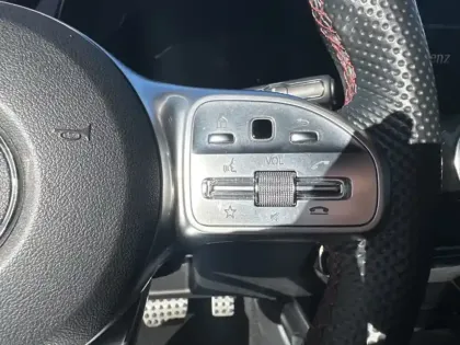 Photo 15 Mercedes GLB 200 d AMG Line