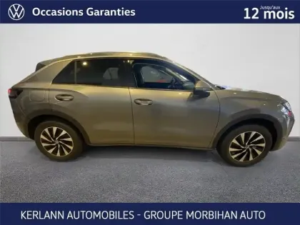 Photo 26 Volkswagen T-ROC II 1.5 ETSI EVO2 HYBRID 150 CH DSG7