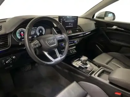 Photo 8 Audi Q5 50 TFSIe 299 S tronic 7 Quattro Avus