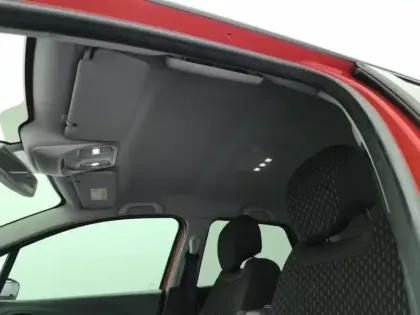 Photo 24 Renault Captur  dCi 90 EDC Intens