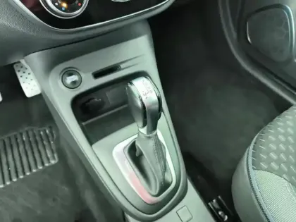 Photo 23 Renault Captur  dCi 90 EDC Intens