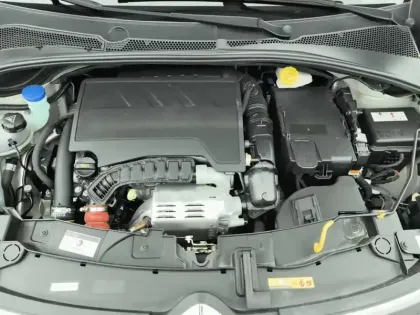 Photo 6 Citroën C3  PureTech 110 EAT6 Elle