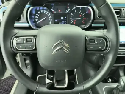 Photo 18 Citroën C3  PureTech 110 EAT6 Elle