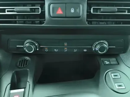 Photo 12 Citroën Berlingo  VAN TAILLE XL 950KG BLUEHDI 100 S&S BVM6