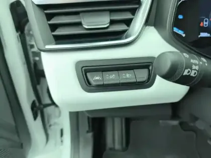 Photo 16 Renault Clio  E-Tech hybride 145 Evolution